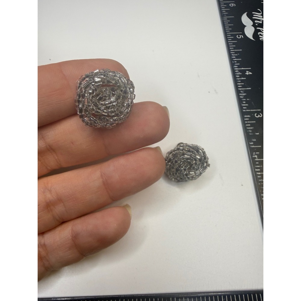 Vintage Grey Glass Seed Bead Cluster Screw Back Earrings Silver Tone Coiled